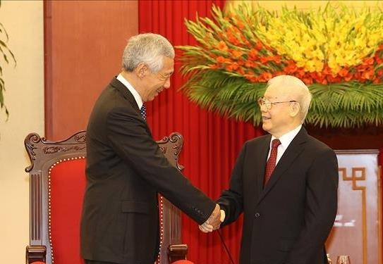 越南重视加强与新加坡的关系