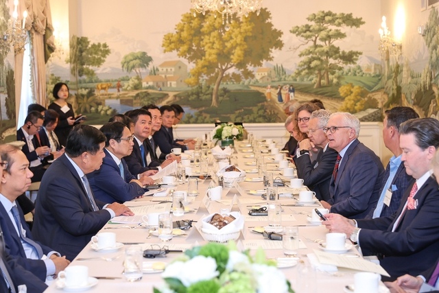 范明正总理与美国顶尖半导体公司举行工作午餐会