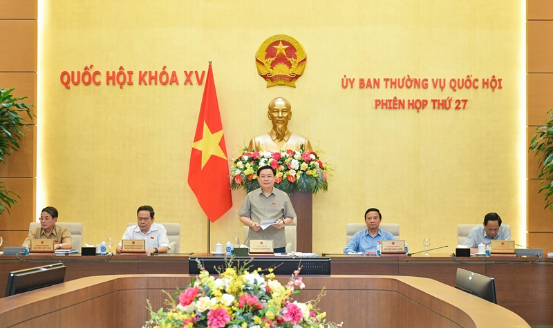 国会常务委员会第二十七次会议闭幕