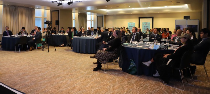 胡志明市在英国寻求投资、贸易合作机会
