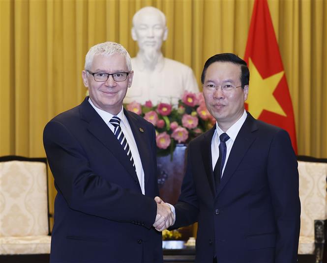 越南国家主席武文赏会见匈牙利最高检察院院长彼得•波尔特