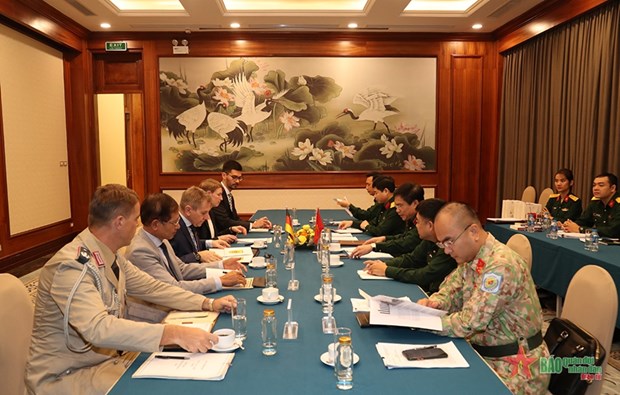 越德两国加强在军事国防法律领域的合作