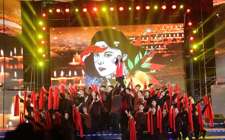 巴地头顿省周末旅游活动吸引众多游客