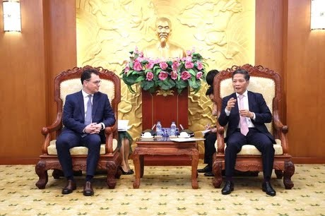 促进越南和罗马尼亚的经贸合作
