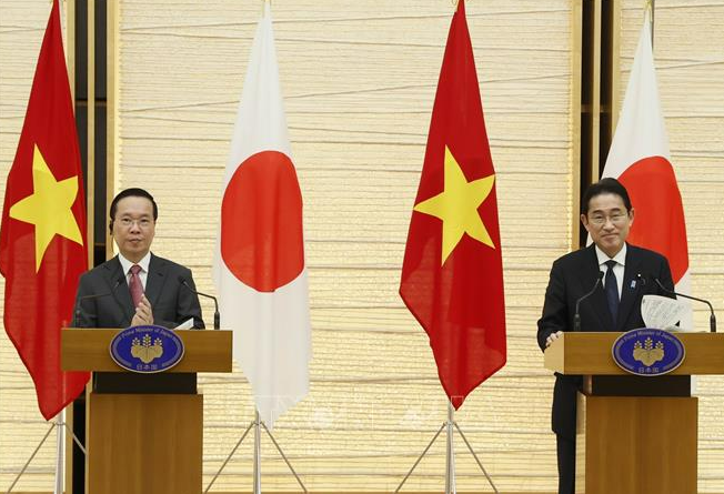 越南国家主席武文赏与日本首相岸田文雄通报会谈结果