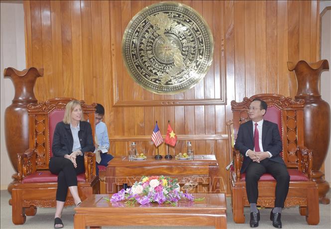 为美国企业对越南薄辽省投资打造最佳条件