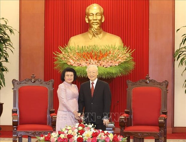 越共中央总书记阮富仲会见柬埔寨王国国会主席昆索达莉