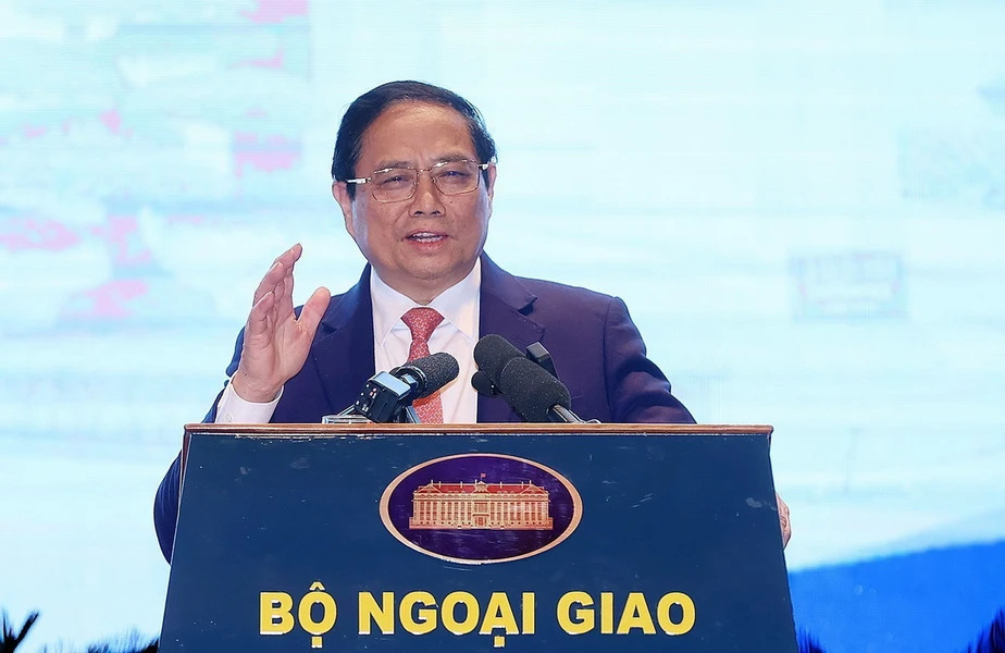 范明正总理对未来开展经济外交工作提出了六项任务