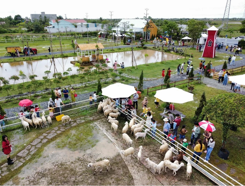 元旦假期薄辽省迎接游客4万人次