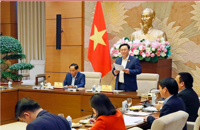 国会主席王廷惠主持越南首届国会选举80周年庆祝活动的筹备工作会议