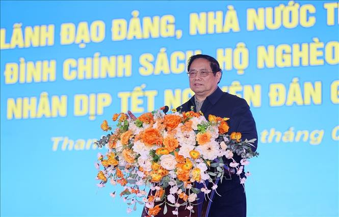 范明正总理出席清化省工人喜迎2024春节活动