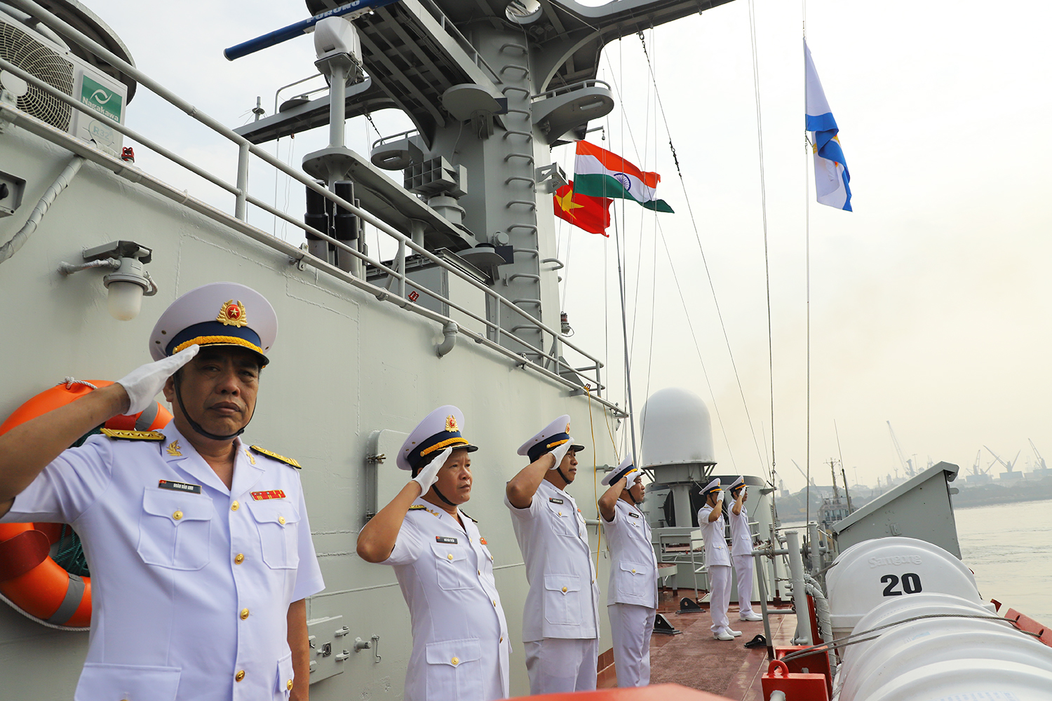 越南海军20号舰抵达印度参加2024年米兰多边海军演习