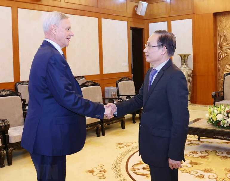 越南重视与俄罗斯的全面战略伙伴关系