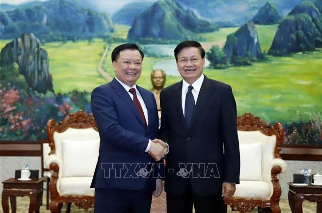 老挝人民革命党中央总书记、国家主席通伦高度评价河内与万象合作成果