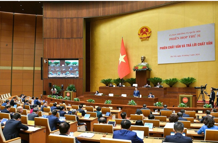 外交部门与国家并肩前行