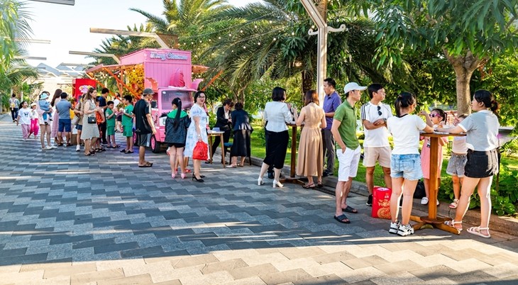 巴地头顿省将举行滨海街道节