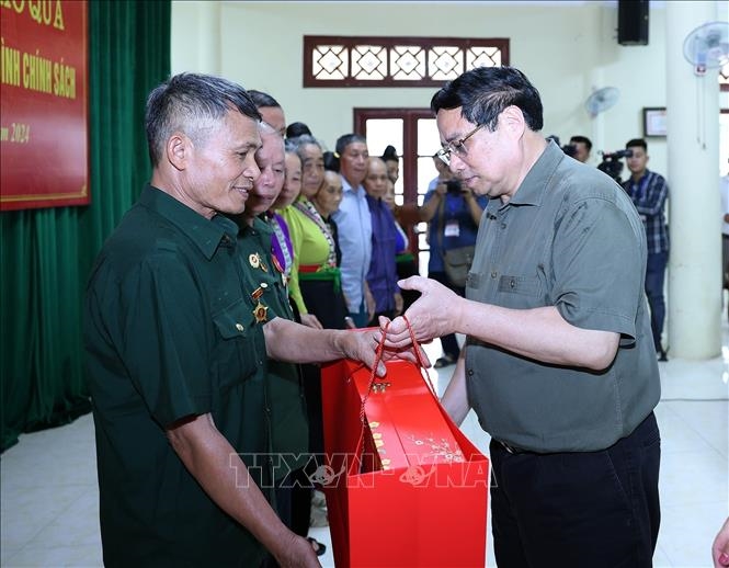 永远铭记为奠边府战役做出巨大贡献的有功人员