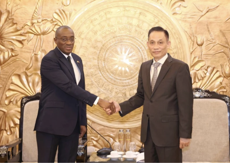 进一步深化越南与科特迪瓦友好合作关系
