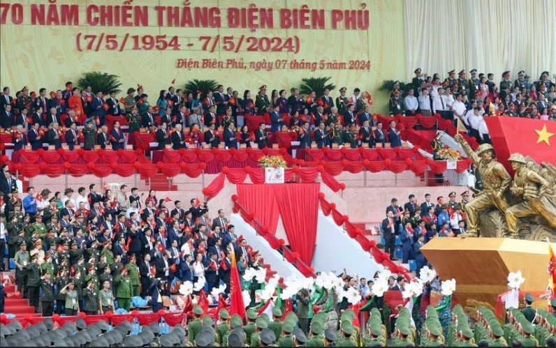 奠边府大捷70周年纪念大会隆重举行
