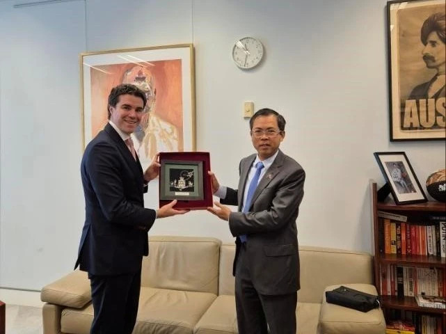 越澳关系反映出两国间的战略互信和长期承诺