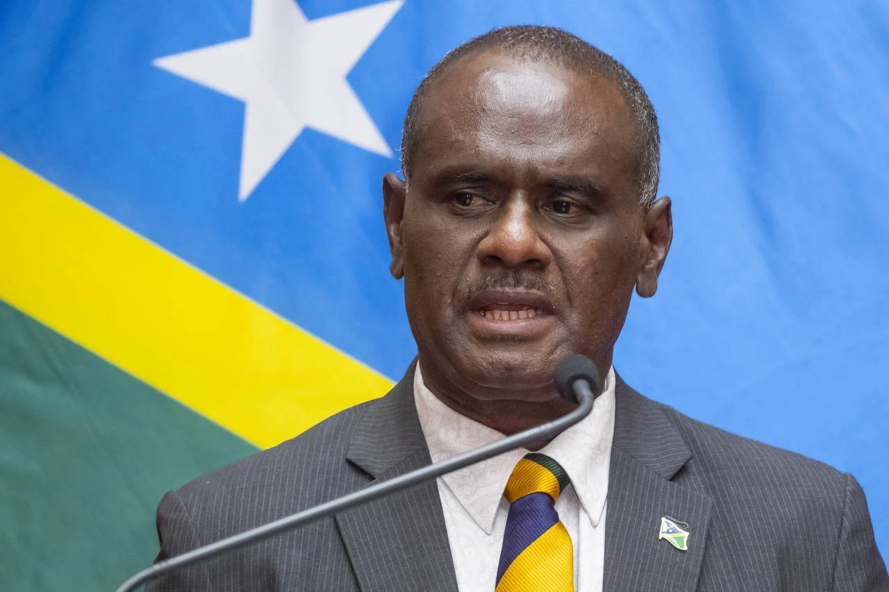 越南政府总理范明正致电祝贺杰里迈亚·马内莱当选所罗门群岛总理