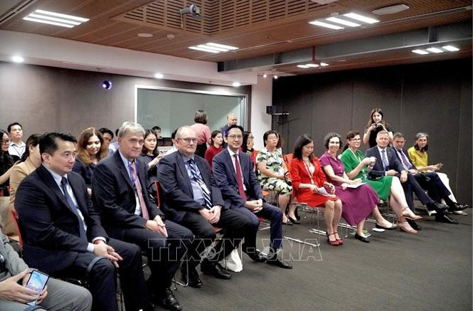 6·11“国际玩乐日”活动首次在越南举行