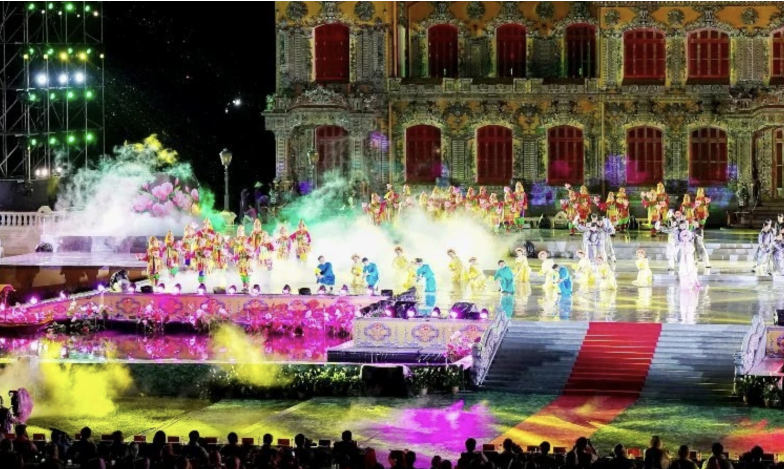 2024年顺化国际艺术文化周开幕式亮点纷呈