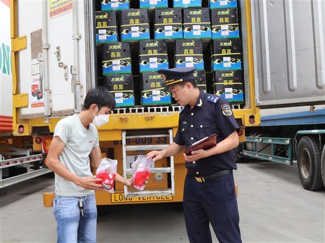 越南谅山口岸的农产品出口量猛增