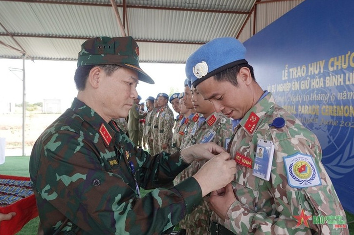 越南驻联阿安全部队的维和力量荣获联合国勋章
