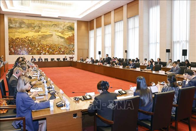 推动越南与欧盟的经贸投资合作