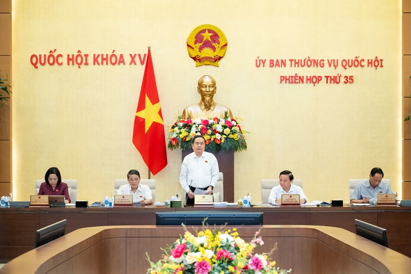 越南国会常委会第三十五次会议召开