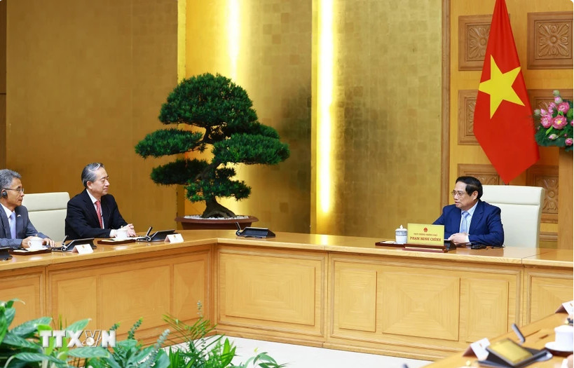 越南政府总理范明正会见中国驻越南大使熊波