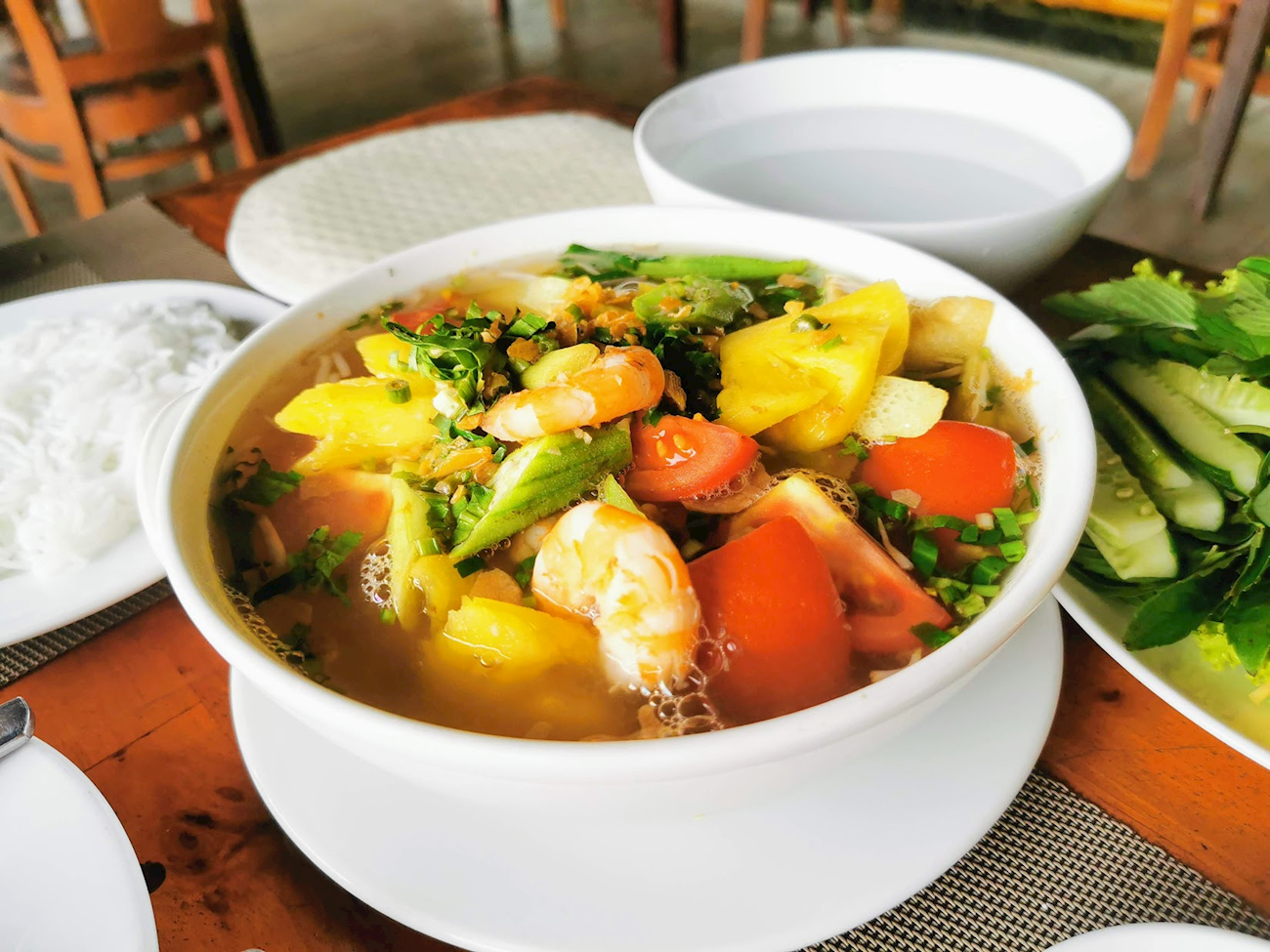 越南酸鱼汤是世界最美味羹汤之一