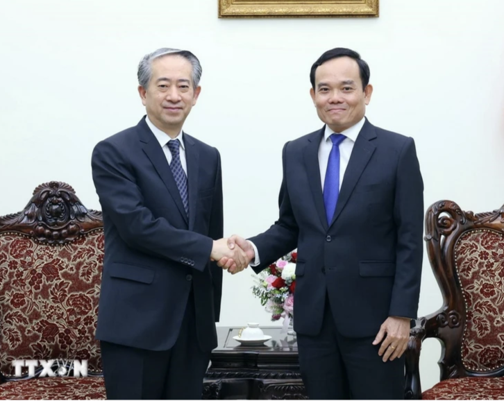 越南政府副总理陈流光会见即将离任的中国驻越大使熊波