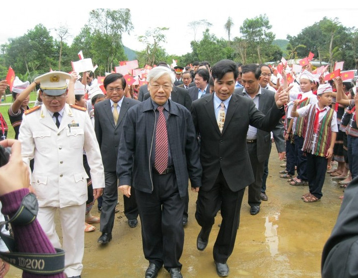 越南中部地区人民对阮富仲总书记的深切缅怀
