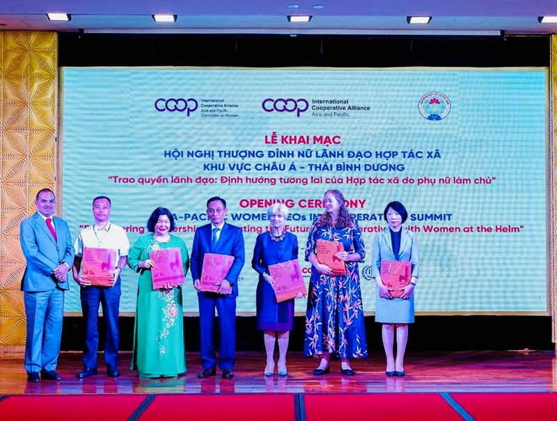 亚太合作社女性领袖高峰会拉开序幕