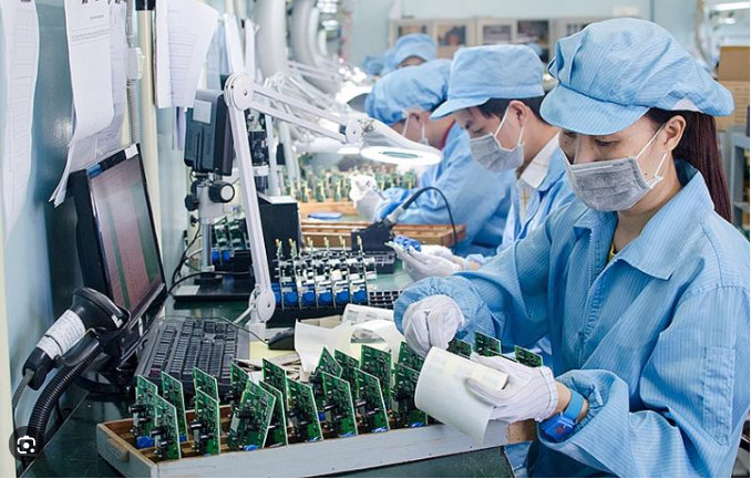 今年前7个月，越南引进外资180亿美元