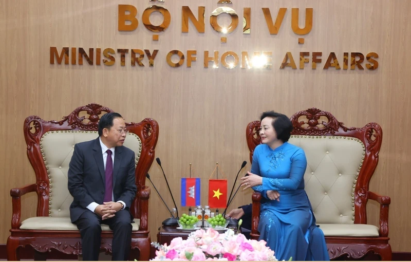 越南与柬埔寨提高宗教国家管理合作效果