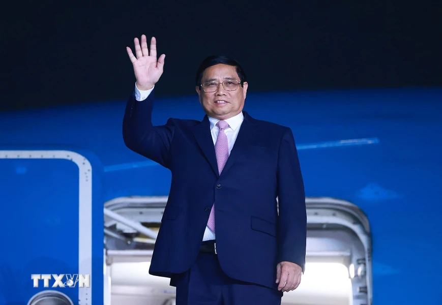 越南政府总理范明正抵达新德里 开始对印度进行国事访问