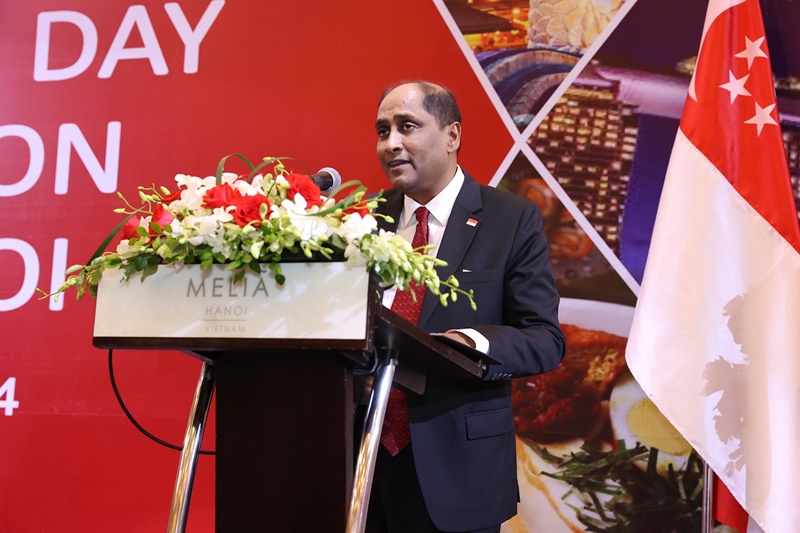 推动越南与新加坡战略伙伴关系