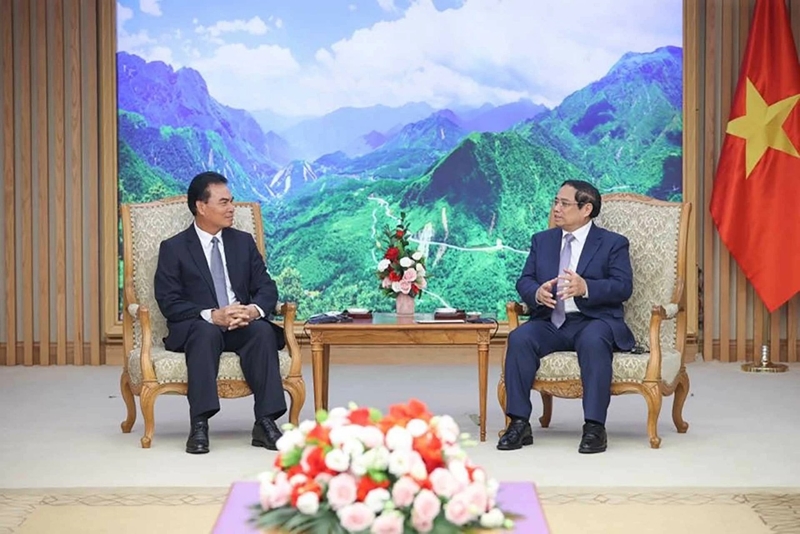 越老关系继续迈出强劲切实的发展步伐