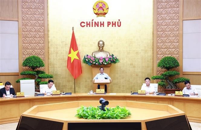 范明正总理主持召开政府8月份立法工作专题会议