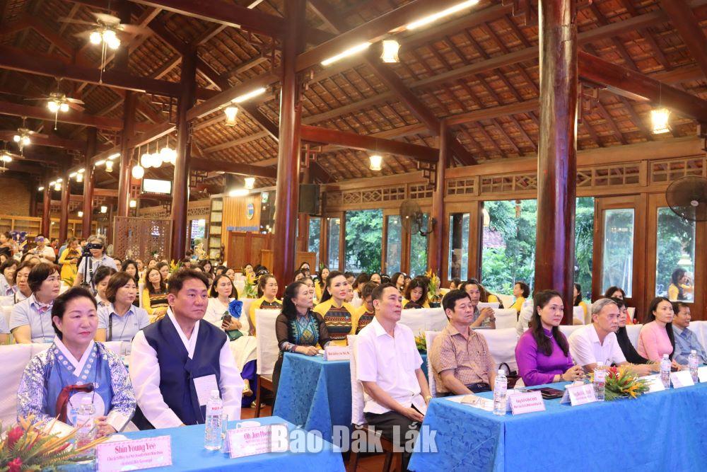 得乐省和韩国京畿道女性企业家协会签署合作备忘录