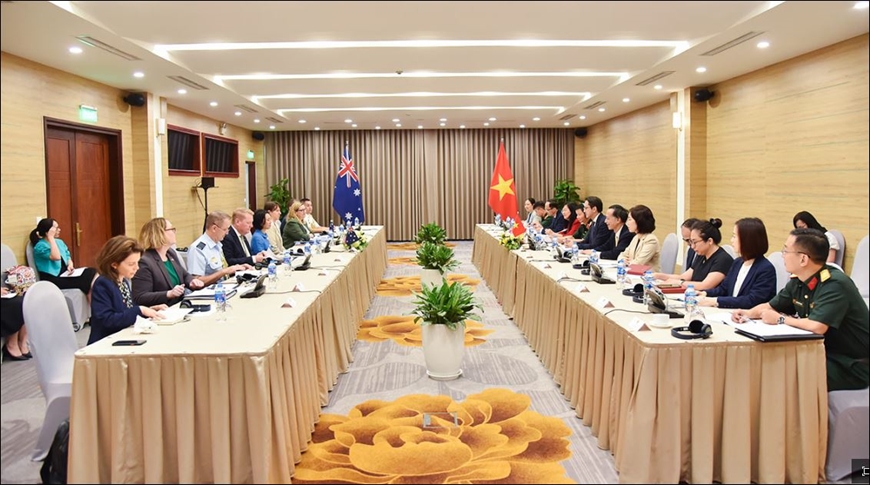 第九次越澳国防外交战略对话在河内举行