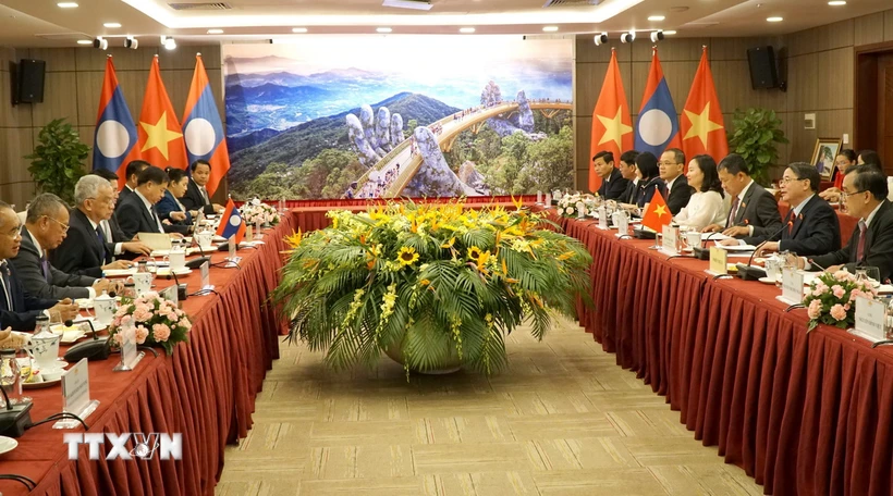 越南与老挝国会紧密配合 力争在各领域取得新突破
