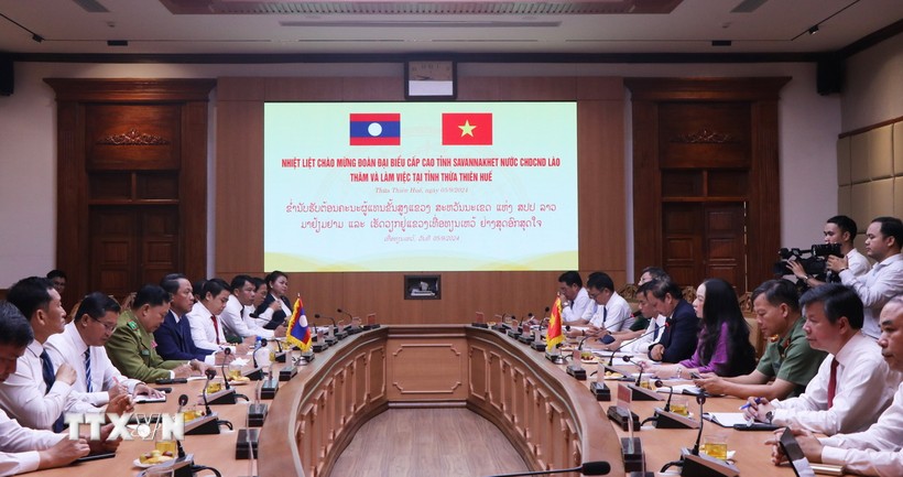 越南承天顺化省加强与老挝沙湾拿吉省的合作