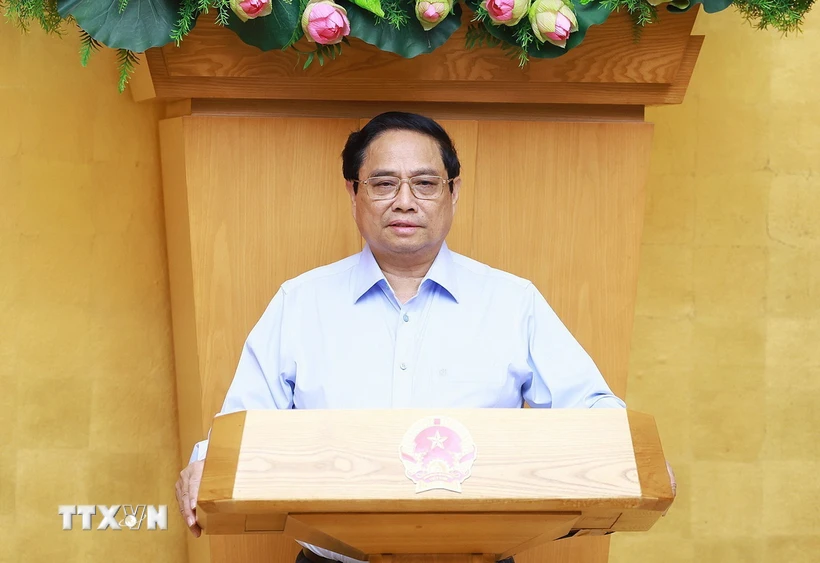 越南政府总理范明正主持有关可持续发展海洋经济的会议