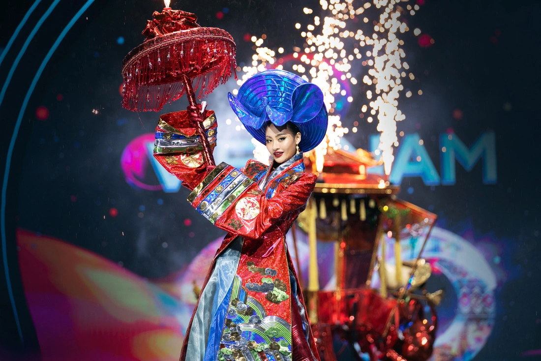 2024年科斯莫小姐选美大赛民族服装秀活动在宁平举行