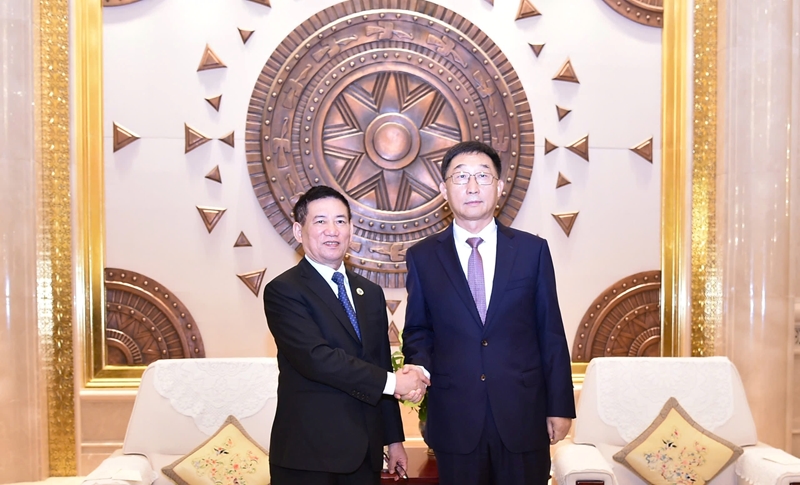 越南政府副总理胡德福会见中国广西壮族自治区党委书记刘宁