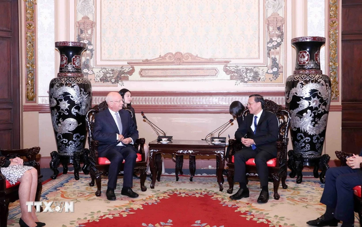 胡志明市和世界经济论坛促进合作 致力实现可持续发展